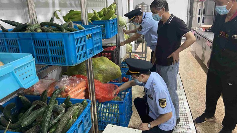 儿童膨化食品配料表怎么看好坏